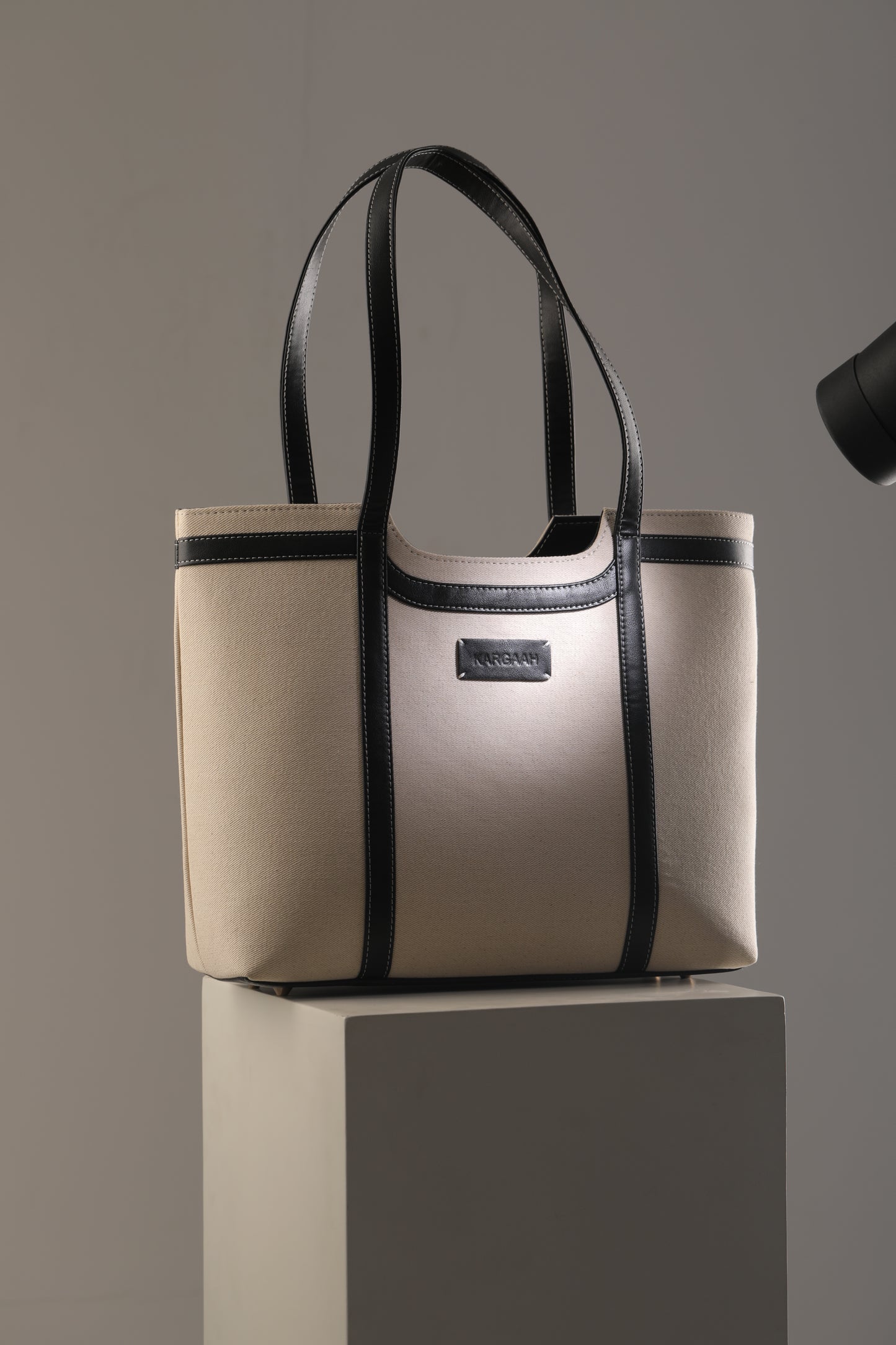 The Elan Tote